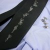 Krawat z instrukcją wiązania - idealny węzeł, zawsze na czas! 
